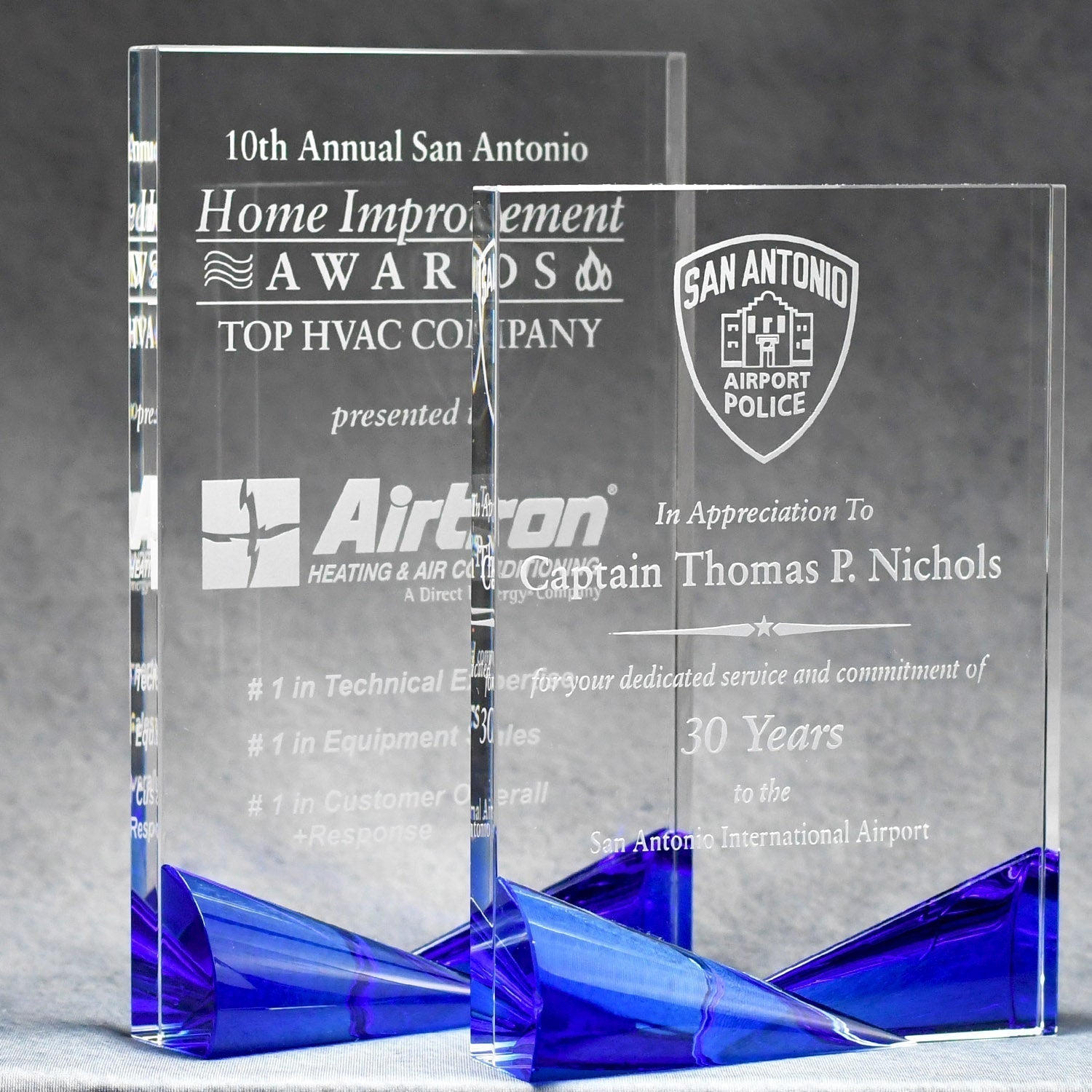 Clear Crystal with Bow-Tie Blue & Red Accents   ÂÂ